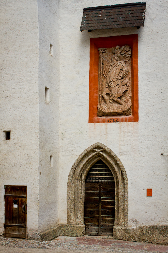 forteresse Hohensalzburg - Porte d'accès à l'église de la forteresse.